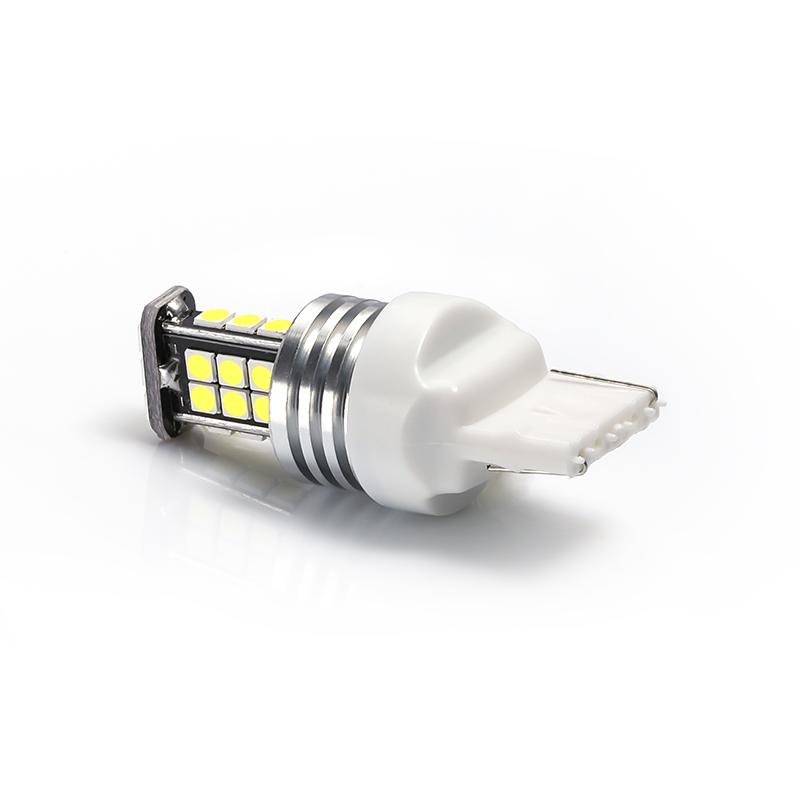 7440 Plug 3030 24SMD Car LED Light Bulb